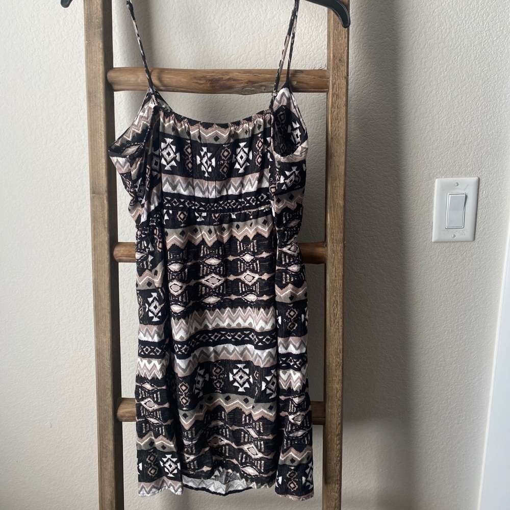 Patterned strap dress - adjustable straps - Picture 5 of 5
